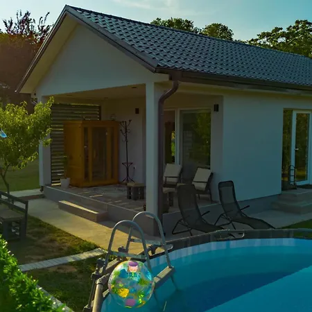 Semesterbostad Oaza Fruska Gora Sremska Kamenica