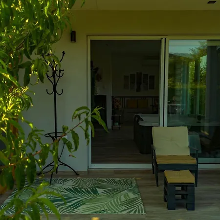 Oaza Fruska Gora Semesterbostad Sremska Kamenica