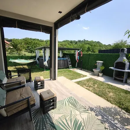 Oaza Fruska Gora Tatil Evi *